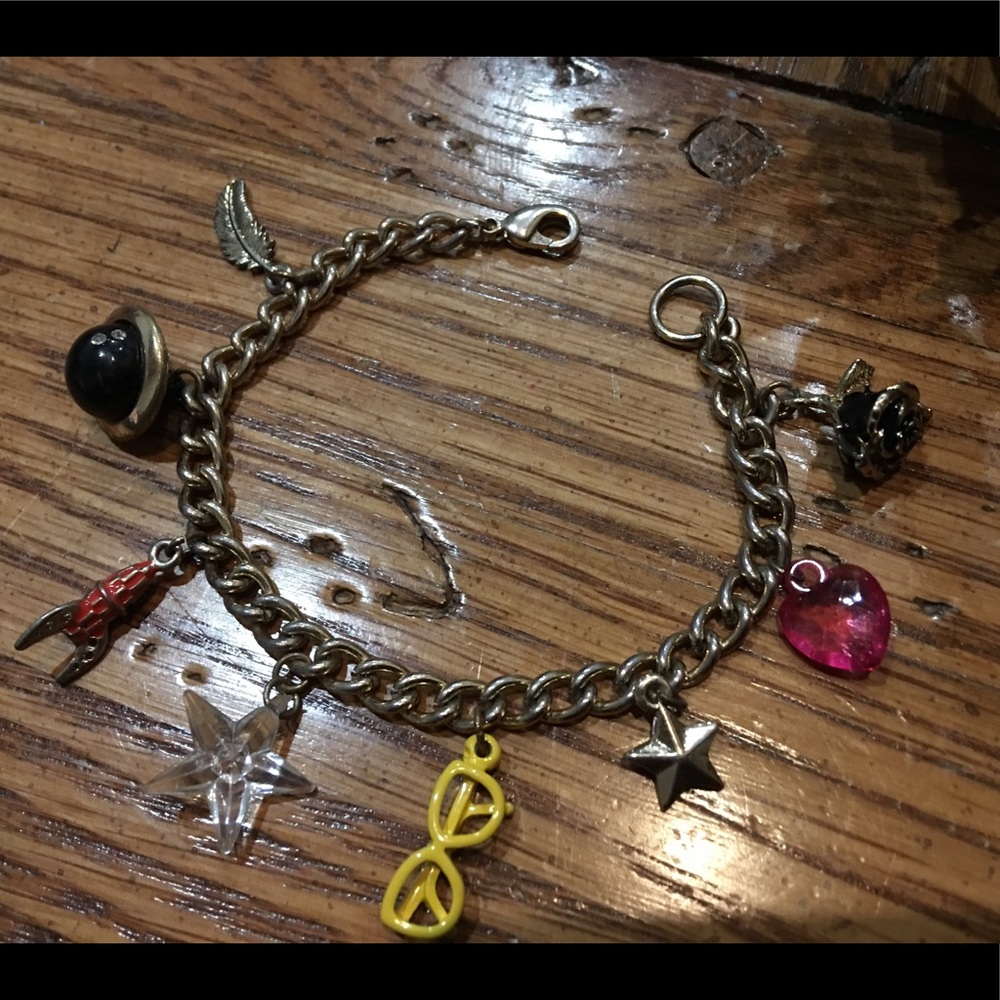 💗Lovely charm bracelet